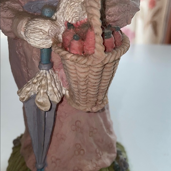 Mr. & Mrs Rabbit - Picture 5 of 9